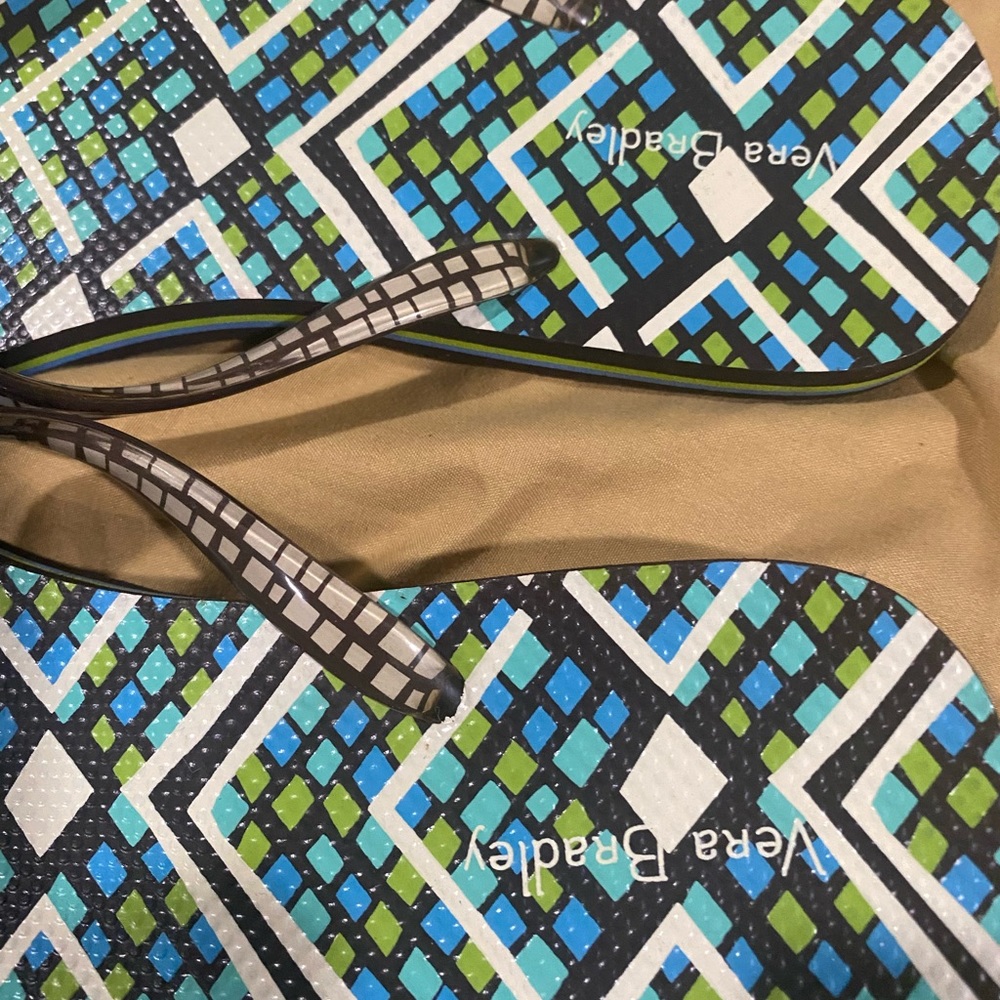 Very Bradley flip flops